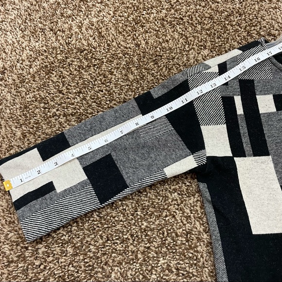 La fee Maraboutee 3/4 sleeve geometric top - Picture 6 of 6